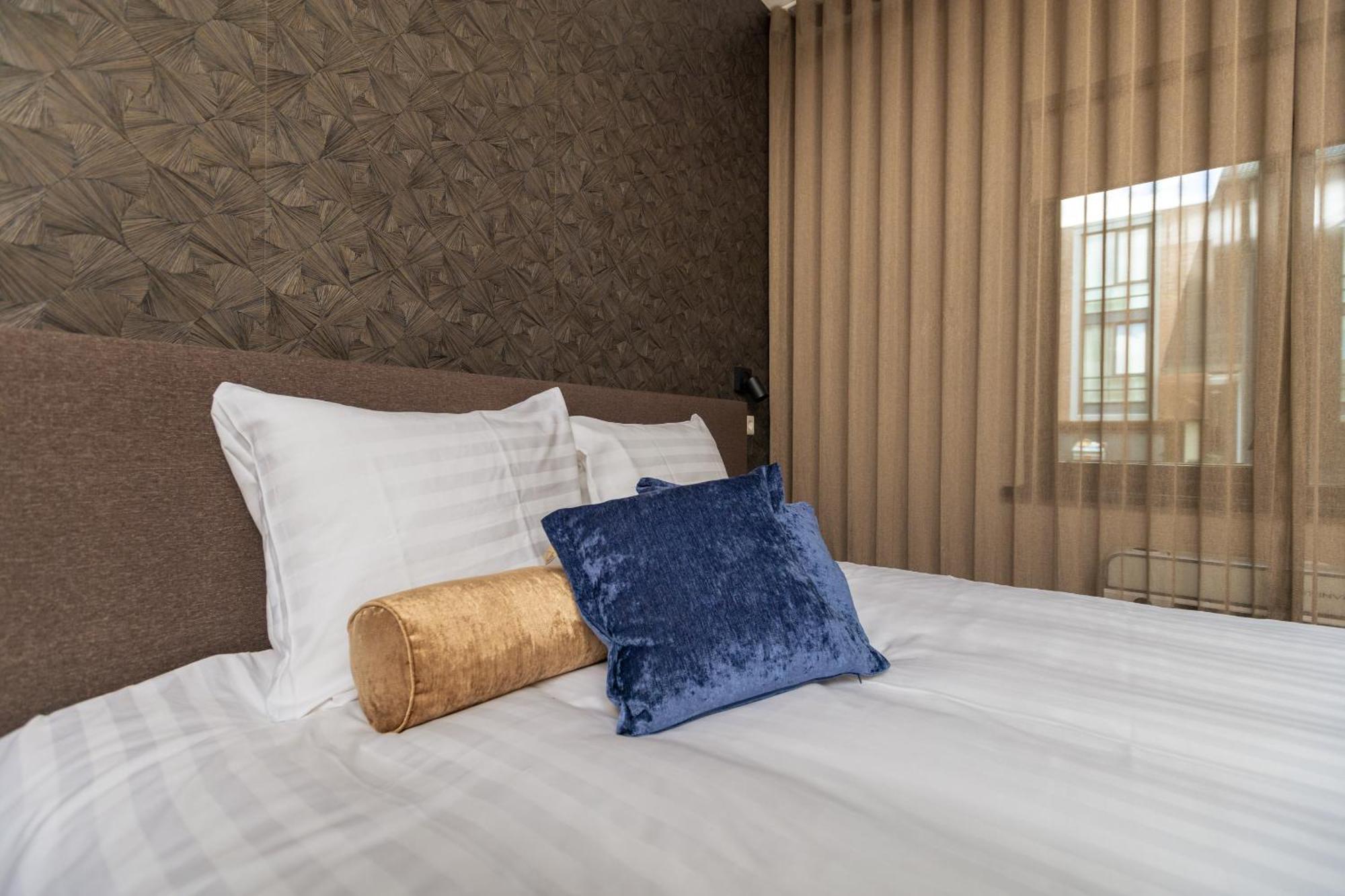 Hotel Twenty-Three Amsterdam Airport โฮฟด์ดอร์ป ภายนอก รูปภาพ