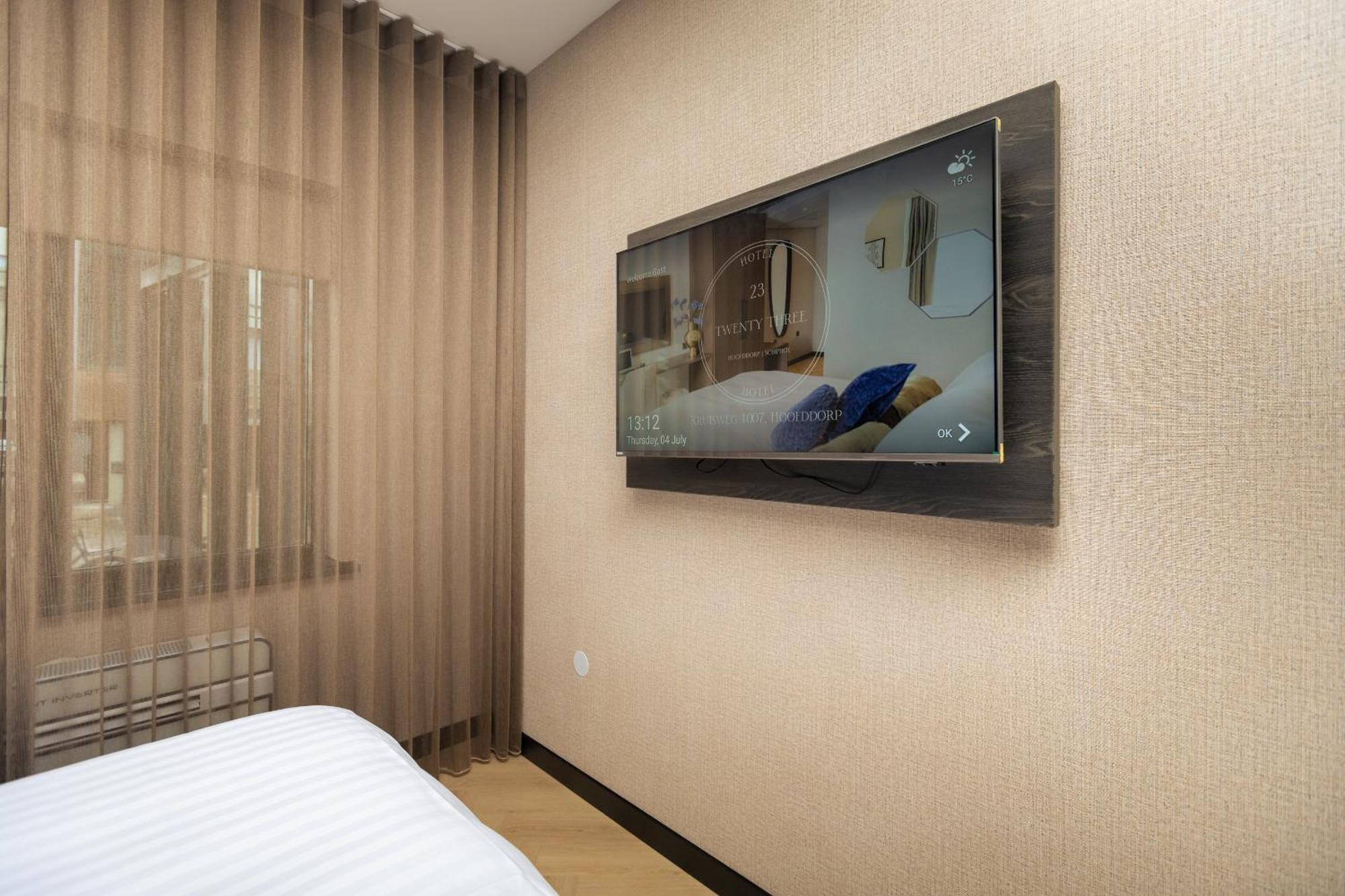 Hotel Twenty-Three Amsterdam Airport โฮฟด์ดอร์ป ภายนอก รูปภาพ