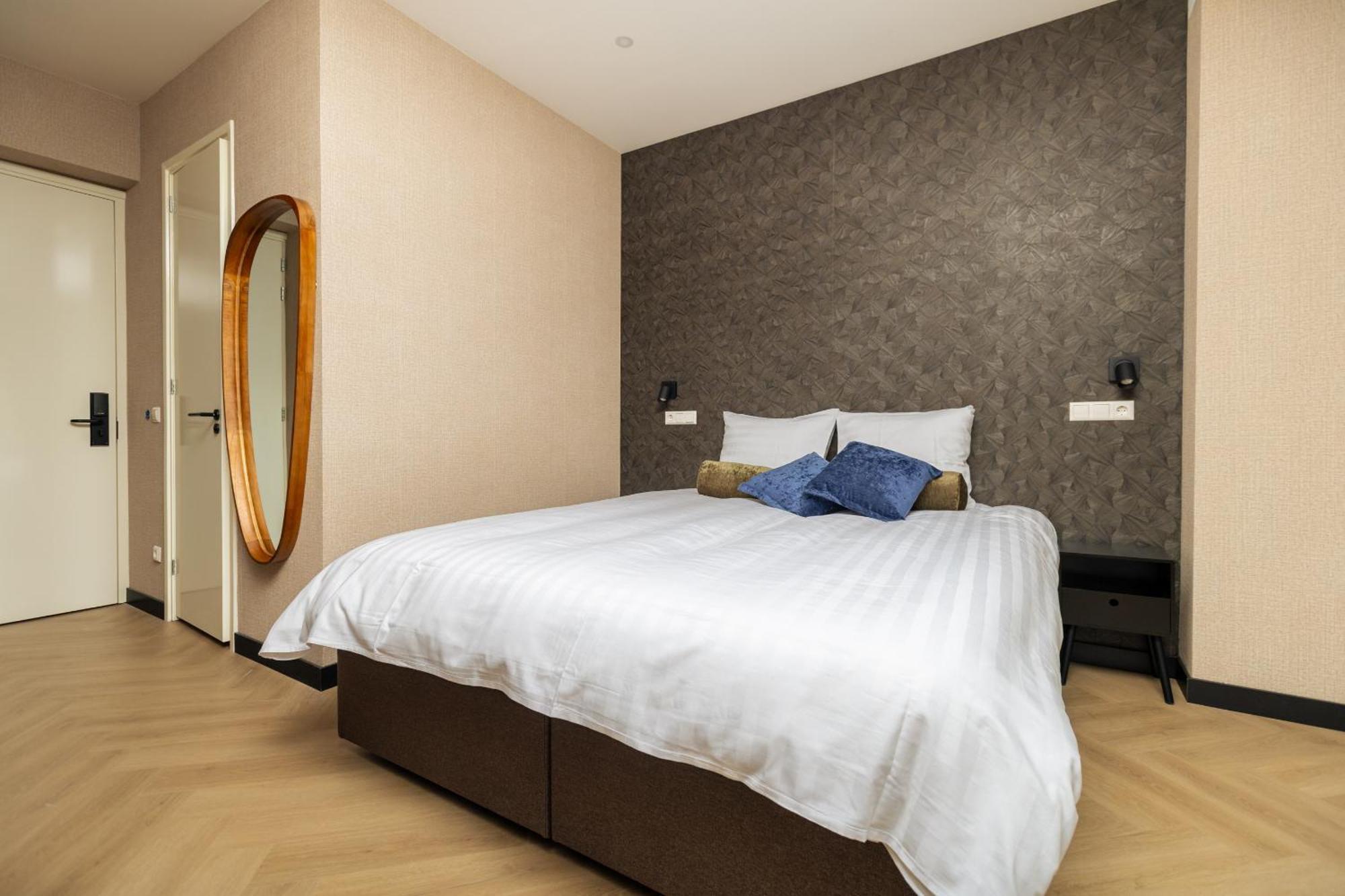 Hotel Twenty-Three Amsterdam Airport โฮฟด์ดอร์ป ภายนอก รูปภาพ