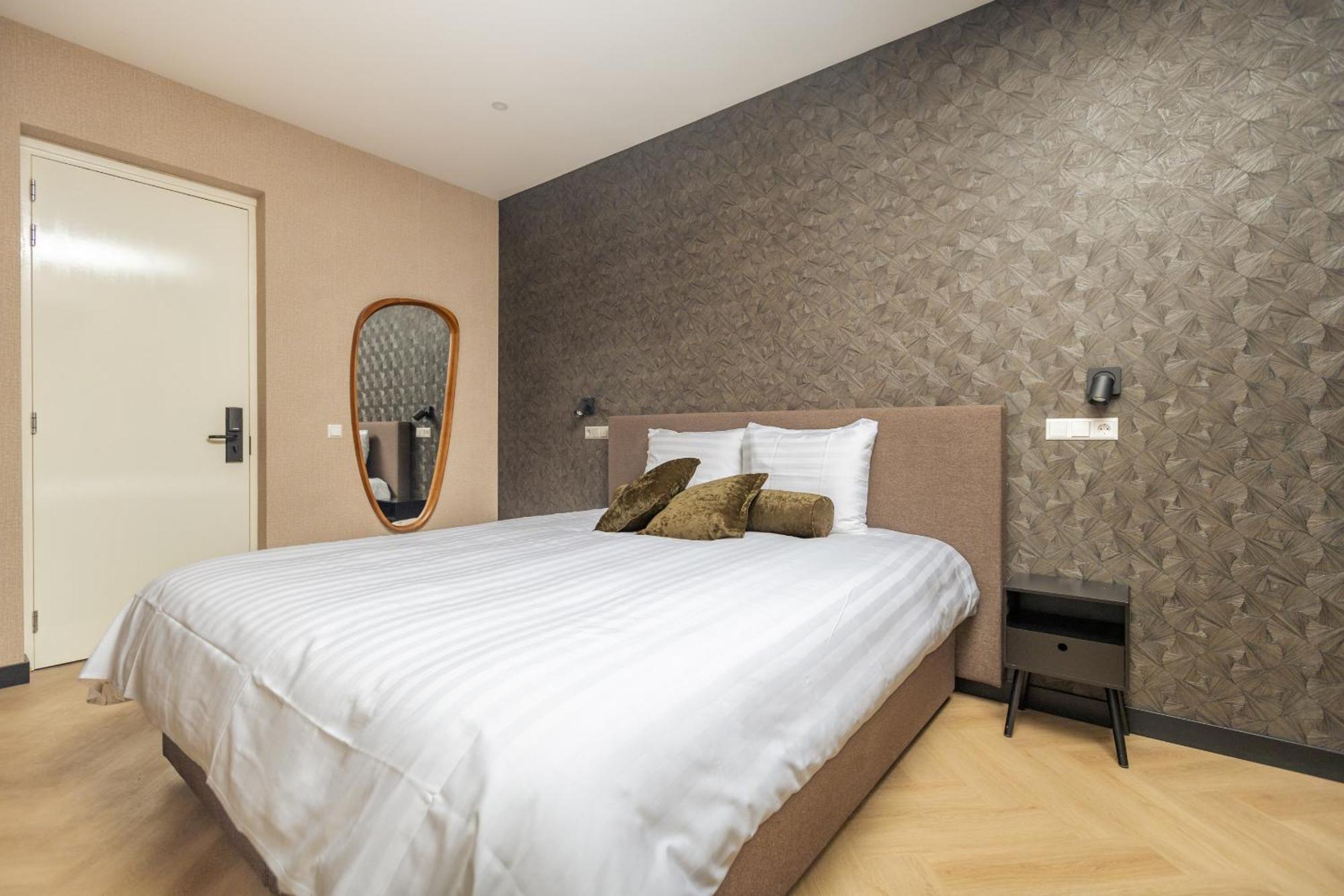 Hotel Twenty-Three Amsterdam Airport โฮฟด์ดอร์ป ภายนอก รูปภาพ