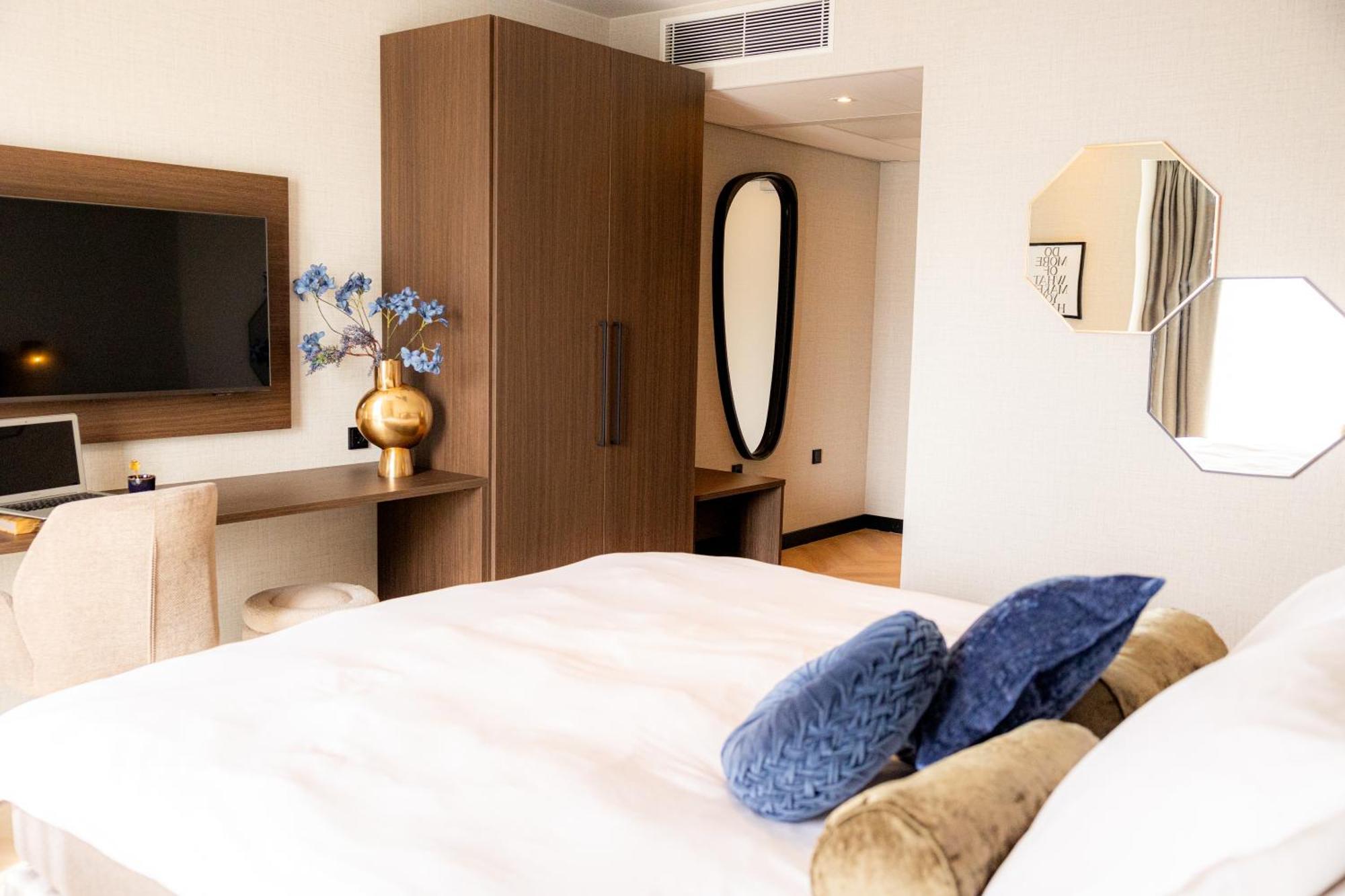 Hotel Twenty-Three Amsterdam Airport โฮฟด์ดอร์ป ภายนอก รูปภาพ